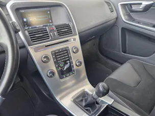 Volvo XC60 2.4 D3 Kinetic AWD S/S