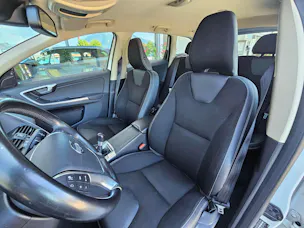 Volvo XC60 2.4 D3 Kinetic AWD S/S