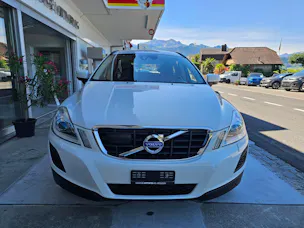 Volvo XC60 2.4 D3 Kinetic AWD S/S