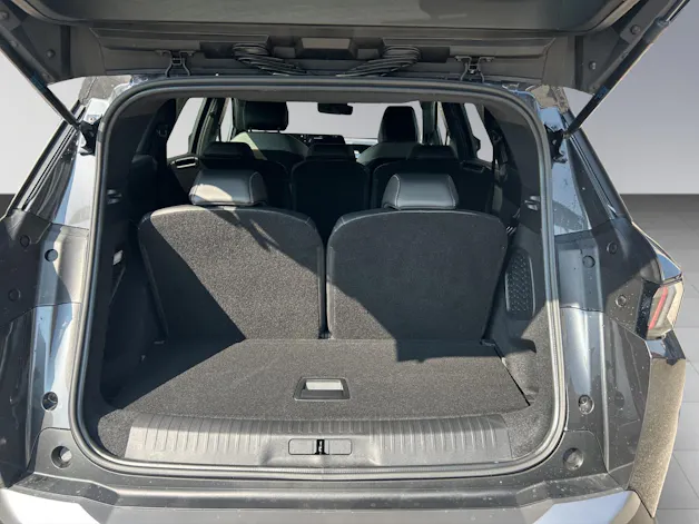 PEUGEOT 5008 1.2 Hybrid Allure Premium