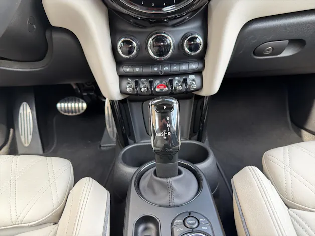 Mini Cabrio F57 2.0i John Cooper Works