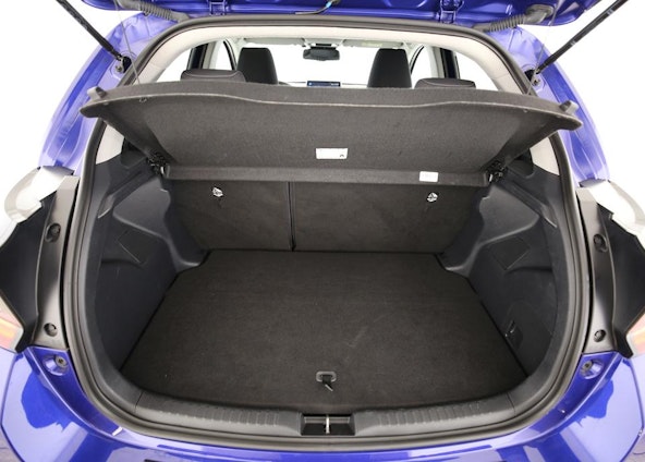 Vehicle image 10 Vehicle image 10