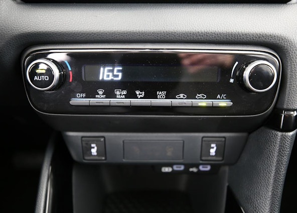 Vehicle image 7 Vehicle image 7