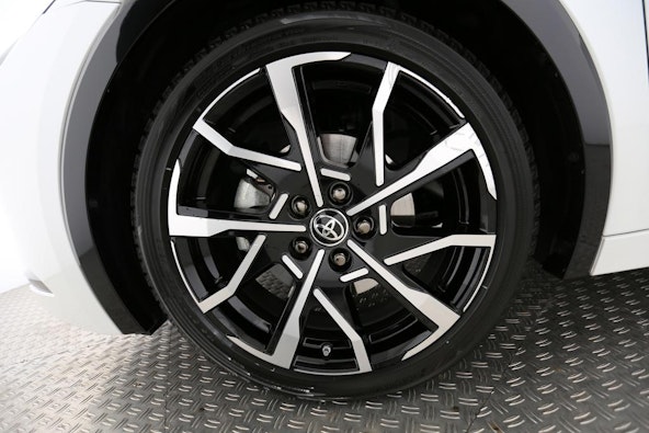 Vehicle image 9 Vehicle image 9