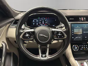 Jaguar F-Pace 5.0 V8 SVR AWD
