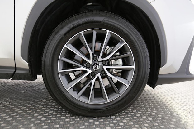 Vehicle image 10 Vehicle image 10