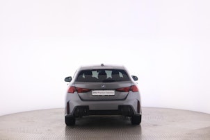 Vehicle image BMW 120i