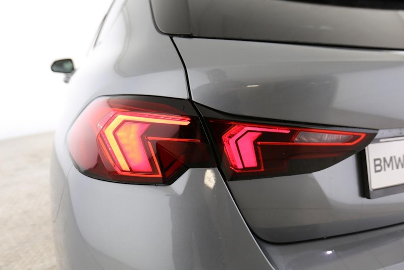 Vehicle image BMW 1 SERIES