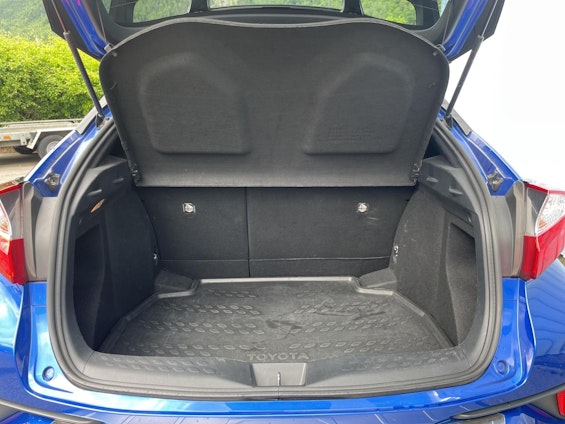 Vehicle image 16 Vehicle image 16