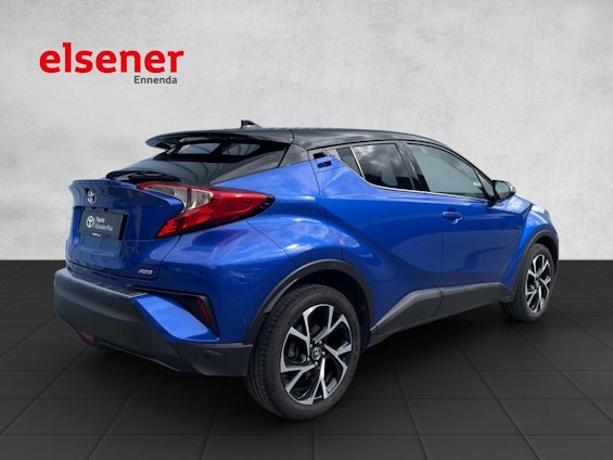 Vehicle image 4 Vehicle image 4