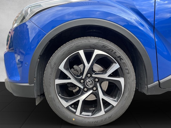 Vehicle image 8 Vehicle image 8