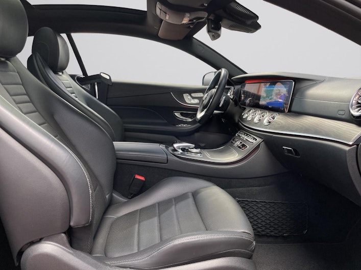 Vehicle image MERCEDES-BENZ E 450