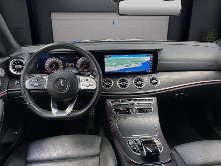 Vehicle image MERCEDES-BENZ E 450
