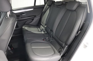 Vehicle image BMW 220i Gran Tourer