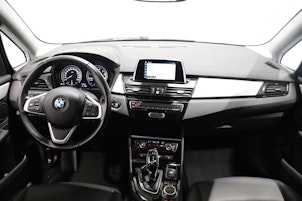 Vehicle image BMW 220i Gran Tourer