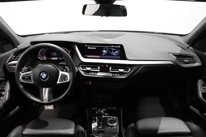 Vehicle image BMW 1 SERIES