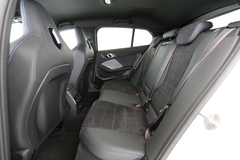 Vehicle image BMW 1 SERIES