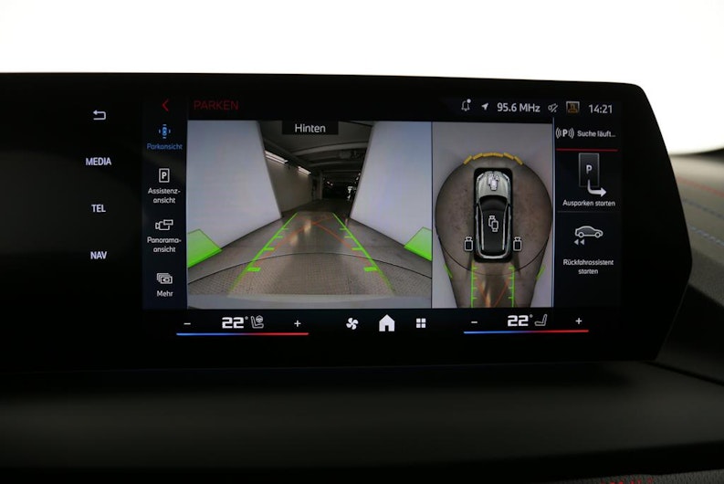 Vehicle image BMW 1 SERIES