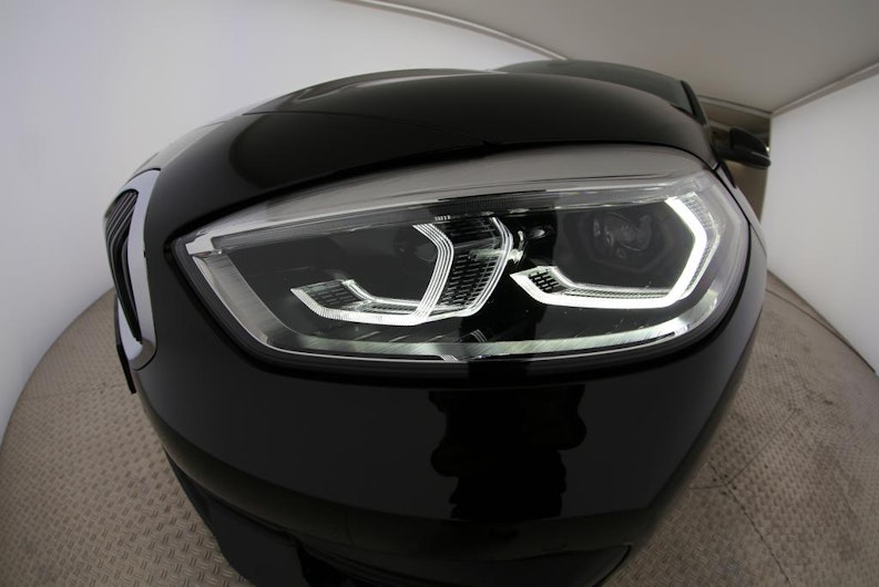 Vehicle image BMW 1 SERIES