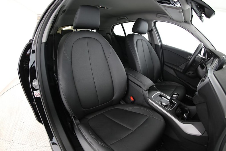 Vehicle image BMW 1 SERIES