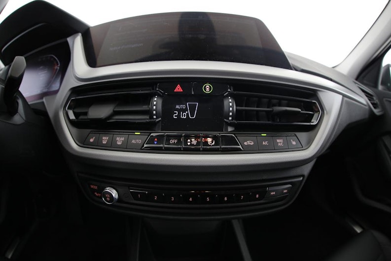 Vehicle image BMW 1 SERIES