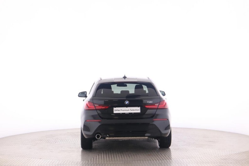 Vehicle image BMW 1 SERIES