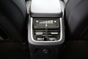 Vehicle image VOLVO XC90 2.0 T8 TE Ultimate Dark 7P. eAWD