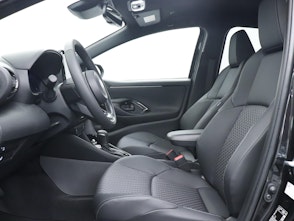 Vehicle image TOYOTA Yaris 1.5 VVT-i HSD Premium