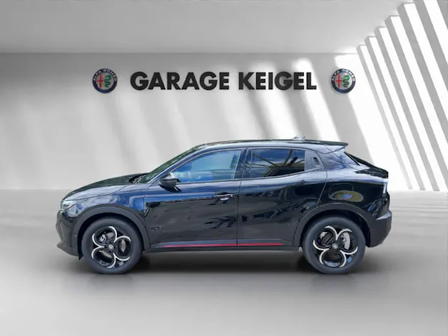 Alfa Romeo Junior 1.2 Ibrida Speciale