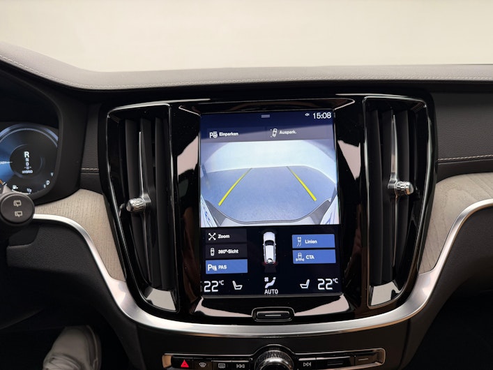 Vehicle image VOLVO V60