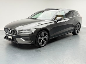 Vehicle image VOLVO V60 2.0 T8 TE Inscription eAWD