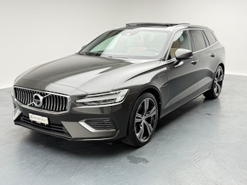 Vehicle image VOLVO V60 2.0 T8 TE Inscription eAWD