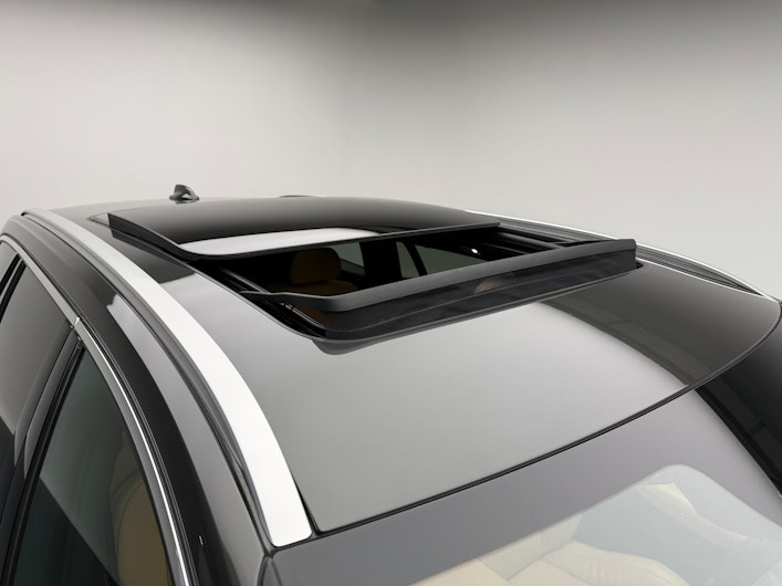 Vehicle image VOLVO V60