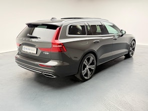 Vehicle image VOLVO V60 2.0 T8 TE Inscription eAWD