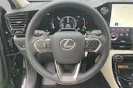 Vehicle image 4 Vehicle image 4