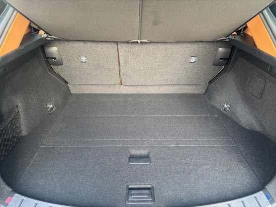 Vehicle image 8 Vehicle image 8