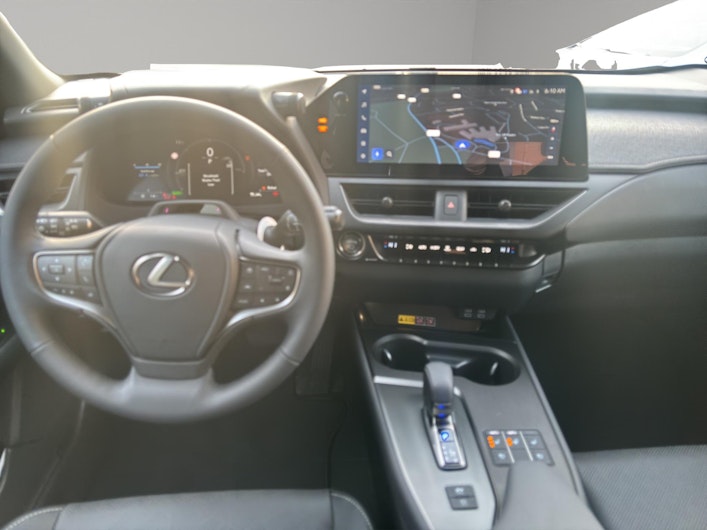 Vehicle image LEXUS UX