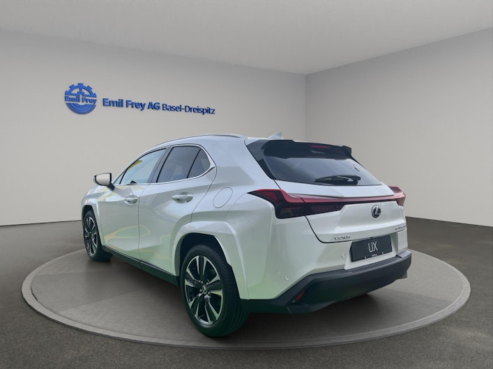 Vehicle image LEXUS UX