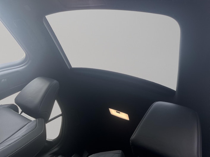 Vehicle image LEXUS UX