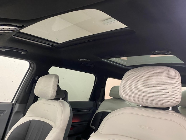 Vehicle image KIA EV9