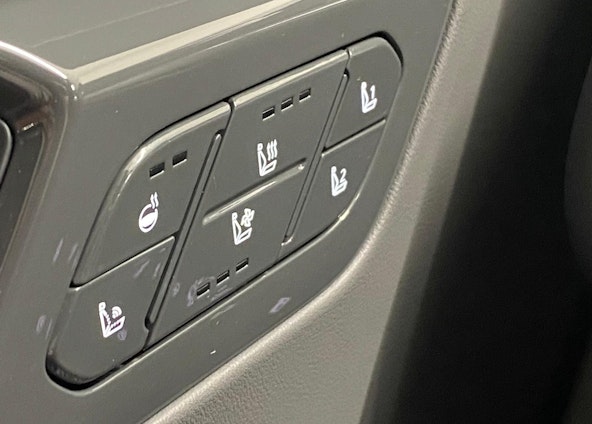 Vehicle image 14 Vehicle image 14