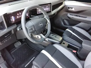 Opel Frontera 1.2 T HEV 145 GS
