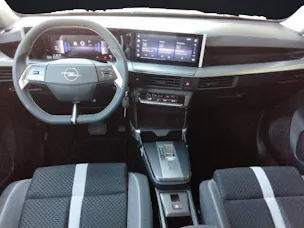 Opel Frontera 1.2 T HEV 145 GS
