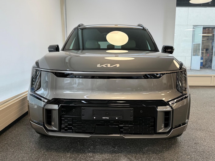 Vehicle image KIA EV9