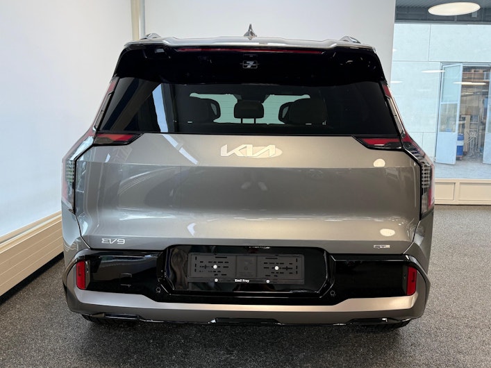 Vehicle image KIA EV9