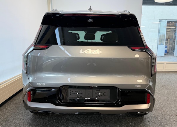 Vehicle image 5 Vehicle image 5