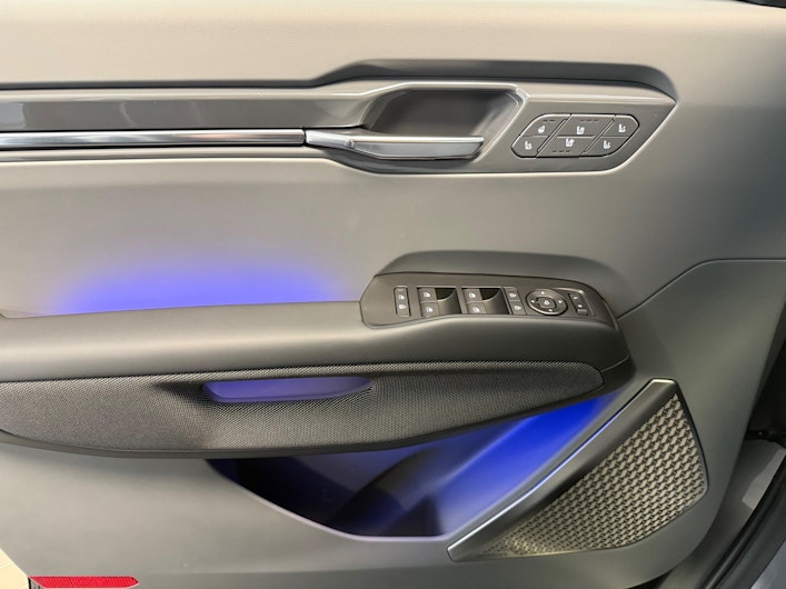 Vehicle image KIA EV9