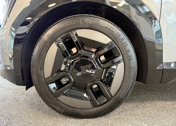 Vehicle image 15 Vehicle image 15