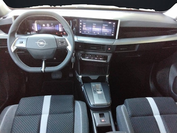 Vehicle image 10 Vehicle image 10