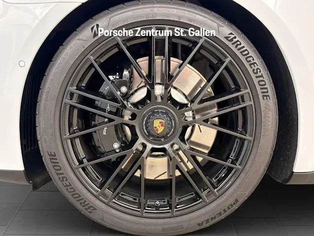 Porsche Panamera GTS